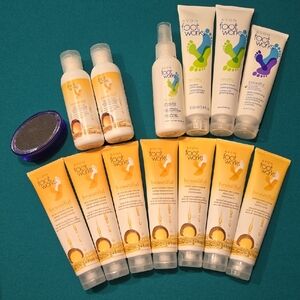 Avon Bath & Body Collection Yellow and White